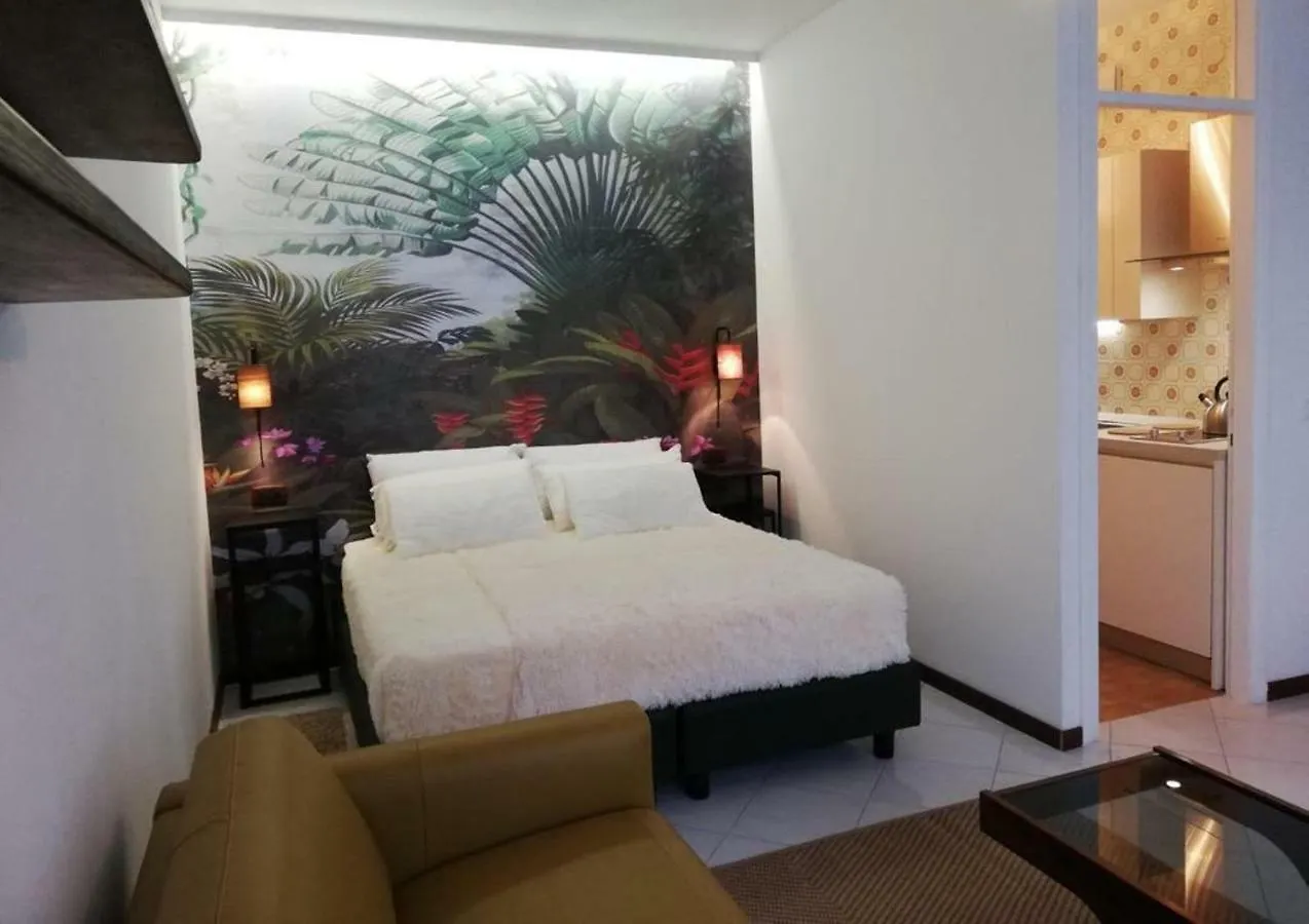 Le Barche Apartment Μέστρε